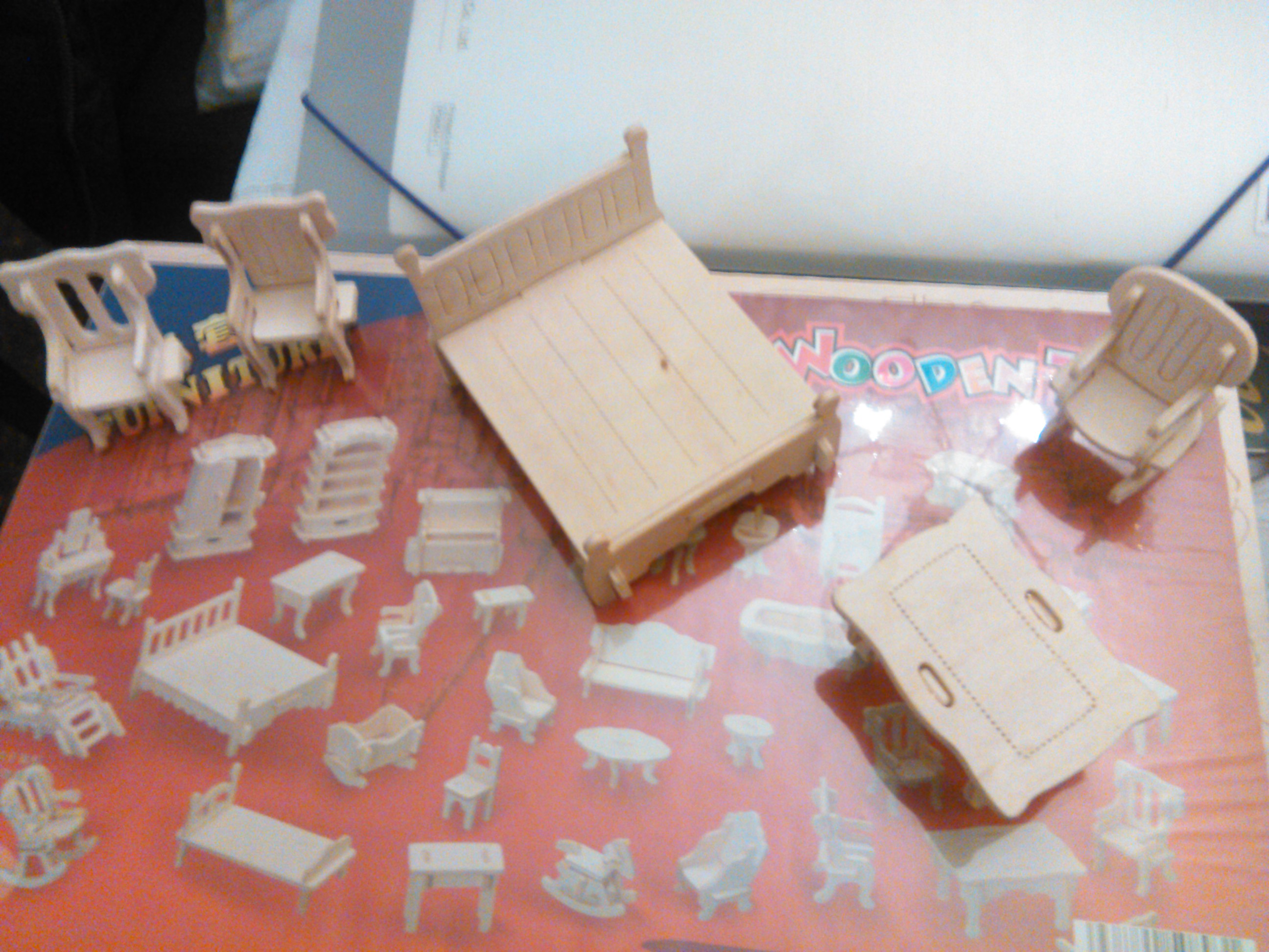 muebles para casita de muñecas